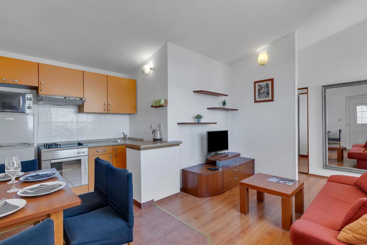 Apartmani Verica Tucepi Ngoại thất bức ảnh