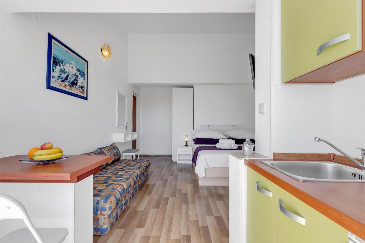 Apartmani Verica Tucepi Ngoại thất bức ảnh